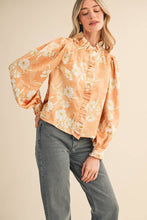 EXCLUSIVE FLORAL PRINT RUFFLED BUTTON DOWN TOP MTP4708: SILVER GREY FLORAL / S