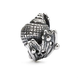 Hiding Conch Bead