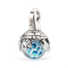 Pendant of Calm