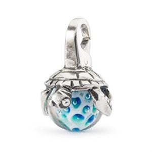 Pendant of Calm