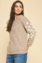FLORAL EMBROIDERED DETAIL SWEATER - 6491W: MOCHA / L