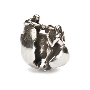 Holding On To Love Bead