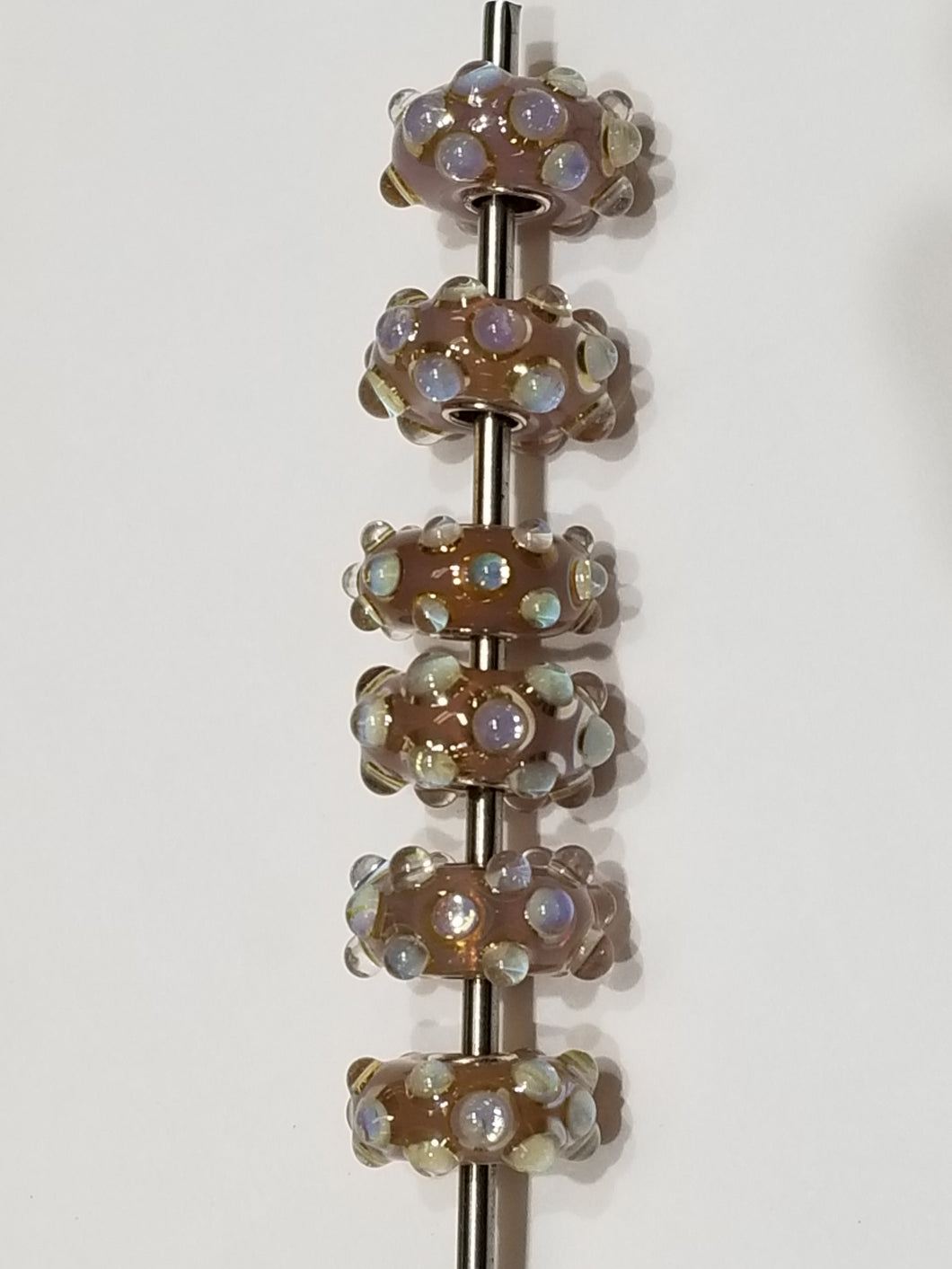 Elfbeads glass Pink Oil Polka bead